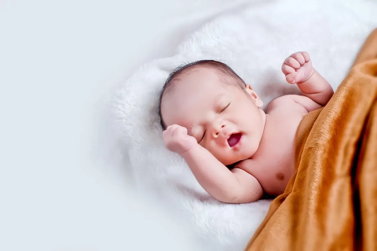 Manfaat ASI Eksklusif bagi Tumbuh Kembang Bayi - KlikDokter